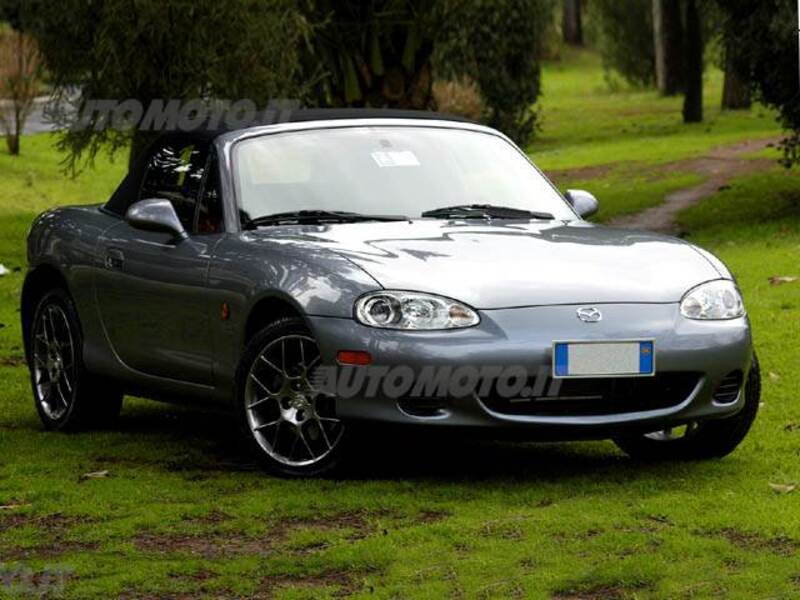 Mazda MX-5 1.6i 16V cat Backstage