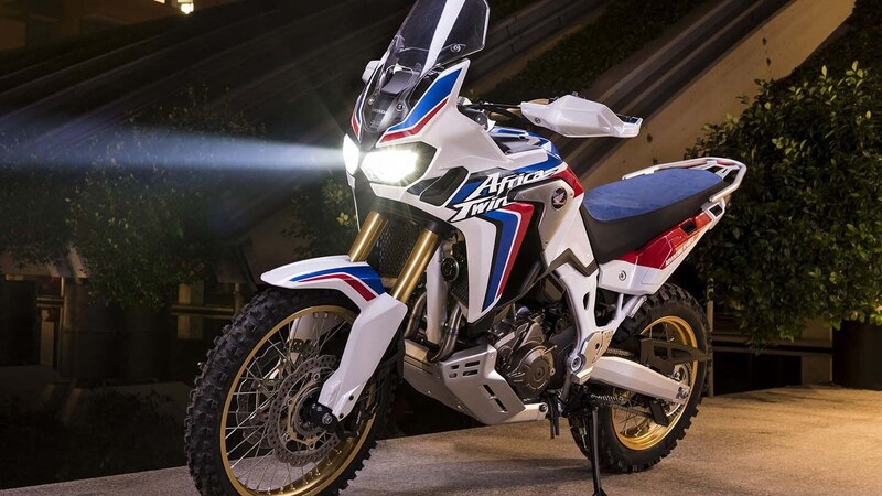 Honda Africa Twin CRF1000 Adventure 2018: arriva la maggiorata!