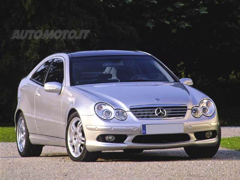 Mercedes-Benz Classe C Coupé 30 CDI cat Sportcoupé AMG Avantgarde