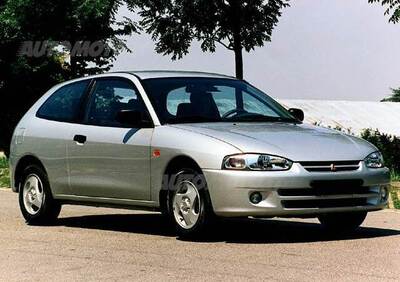 Mitsubishi Colt (1997-01)