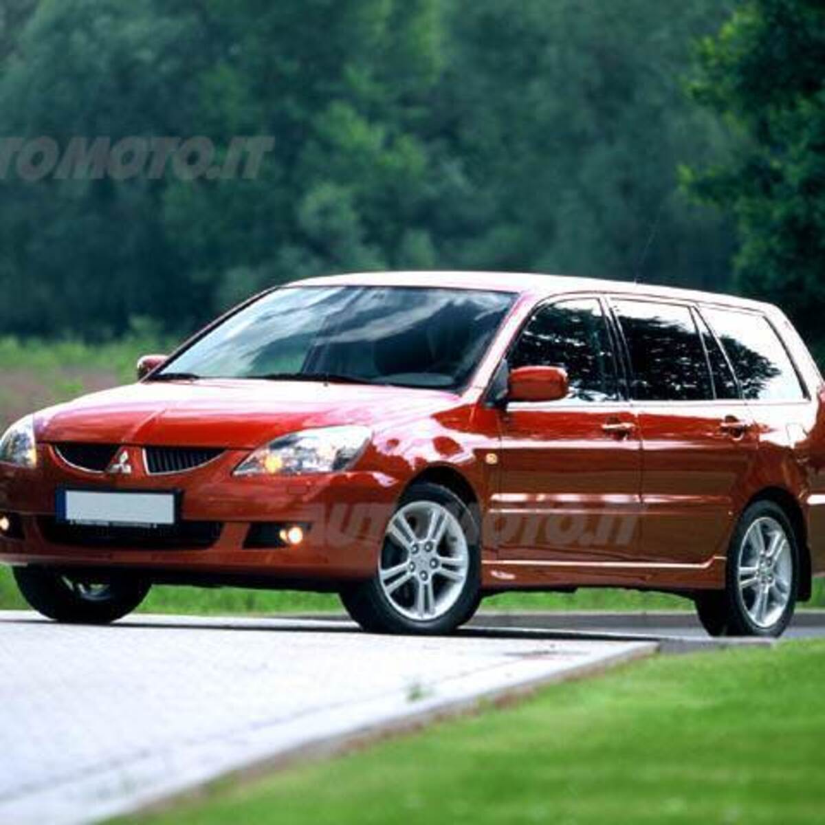 Mitsubishi Lancer (2003-08)