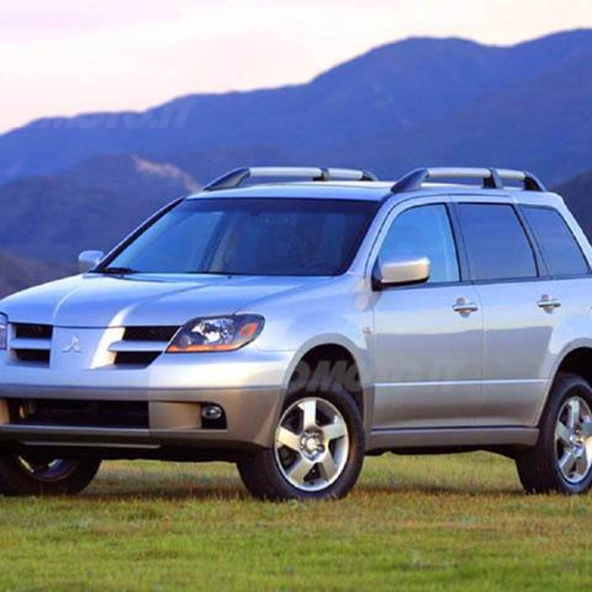 Mitsubishi Outlander (2003-08)