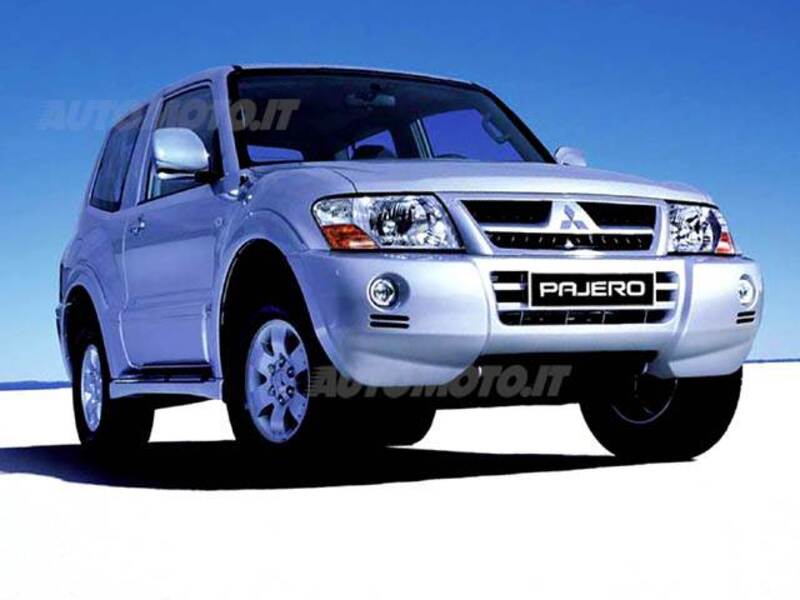 Mitsubishi Pajero 2.5 TDI 3p. GL 