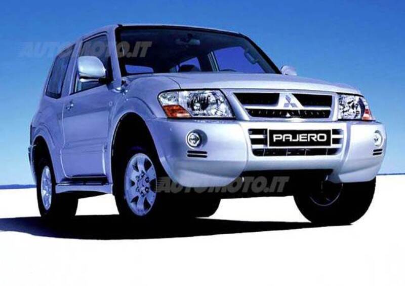 Mitsubishi Pajero (2000-07)