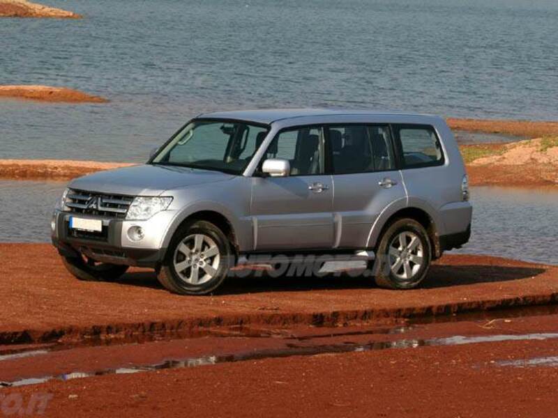 Mitsubishi Pajero 3.2 DI-D 16V 5p. Invite