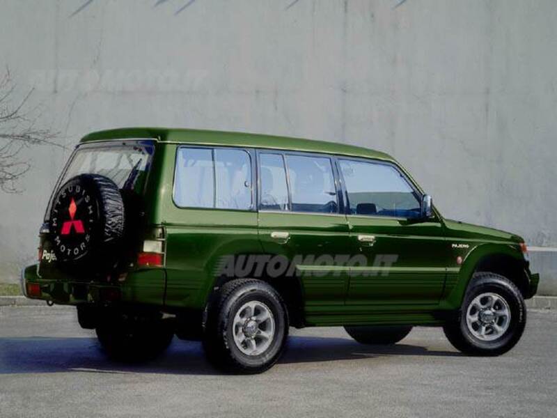 Mitsubishi Pajero 2.5 TDI Wagon S.S. GLX Air