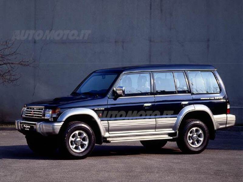 Mitsubishi Pajero 2.8 TDI Wagon S.S. GLS Target