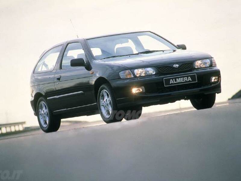 Nissan NX 1.6i 16V cat 3 porte SR