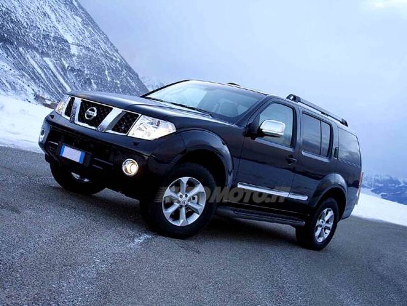 Nissan Pathfinder dCi LE Platinum