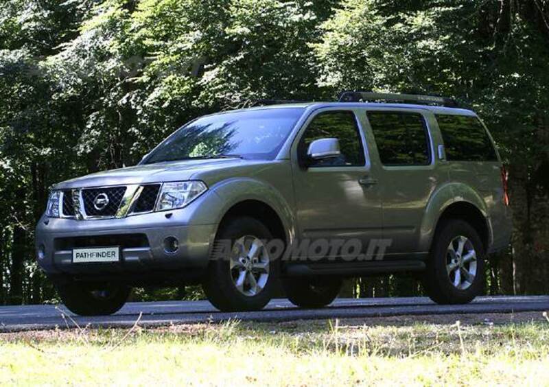 Nissan Pathfinder (2005-10)