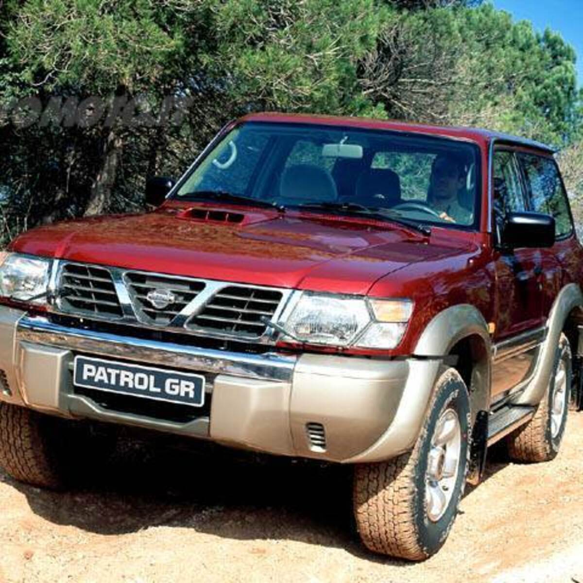 Nissan Patrol GR (1998-04)