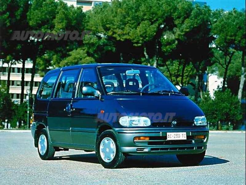 Nissan Serena diesel E5 porte LX