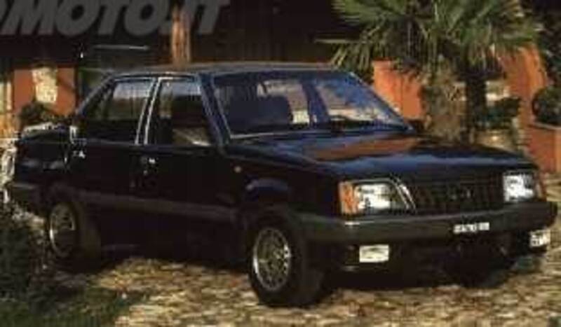 Opel Ascona diesel 4 porte CD