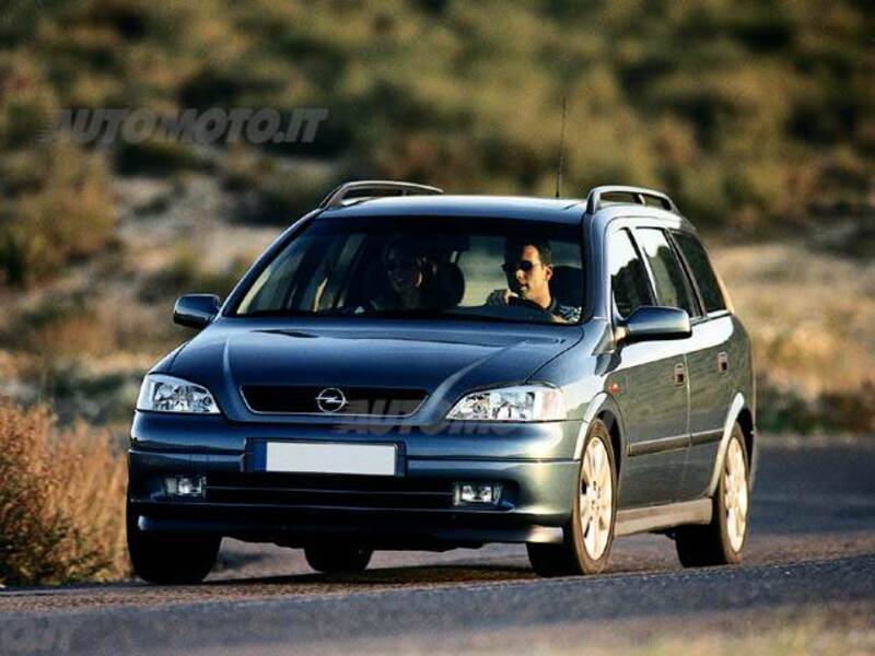 Opel Astra Station Wagon 1.4i 16V cat Station Wagon Club 