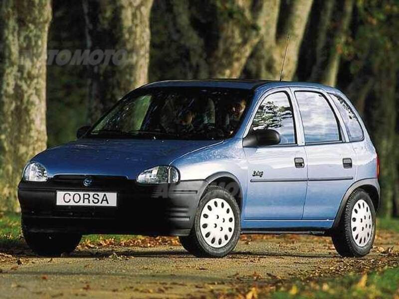 Opel Corsa 1.4i cat 5 porte Swing