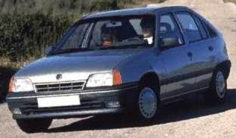 Opel Kadett 1.5 TD 5 porte LS