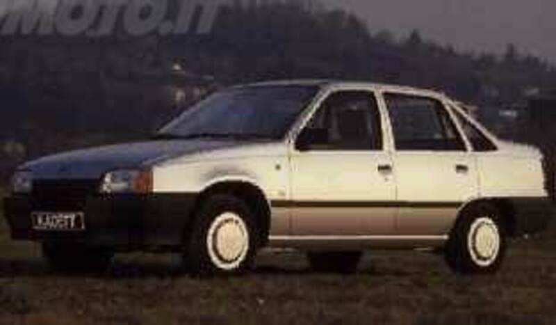 Opel Kadett 1.6 diesel 4 porte LS