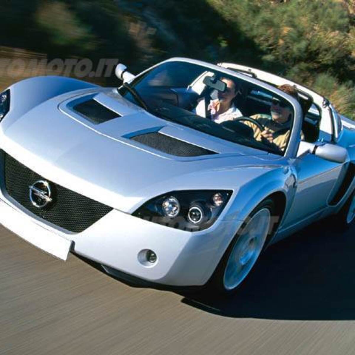 Opel Speedster (2001-07)