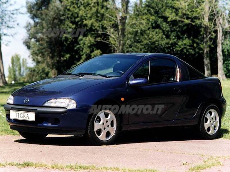 Opel Tigra 16V cat Ceramic Blue