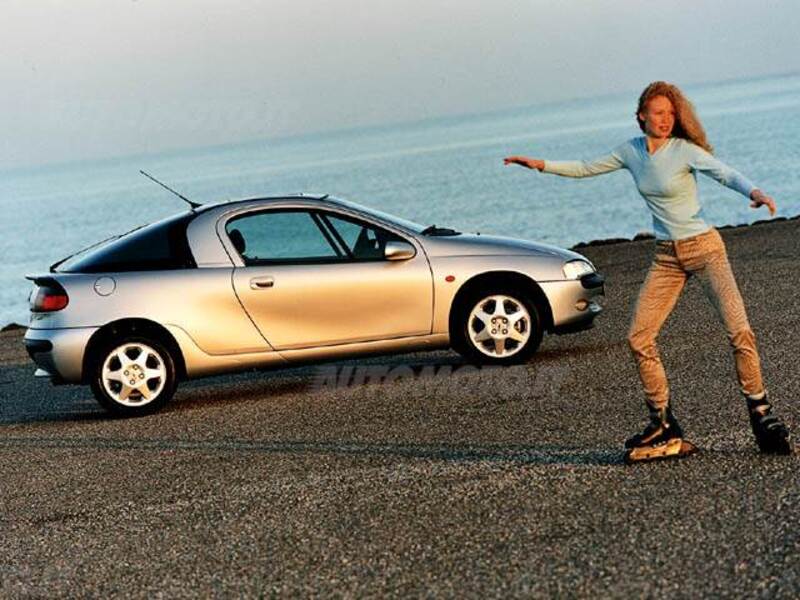 Opel Tigra 16V cat Star Silver