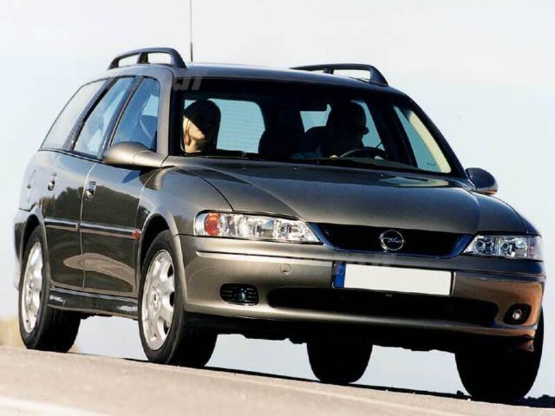 Opel Vectra Station Wagon 1.8i 16V cat CD 