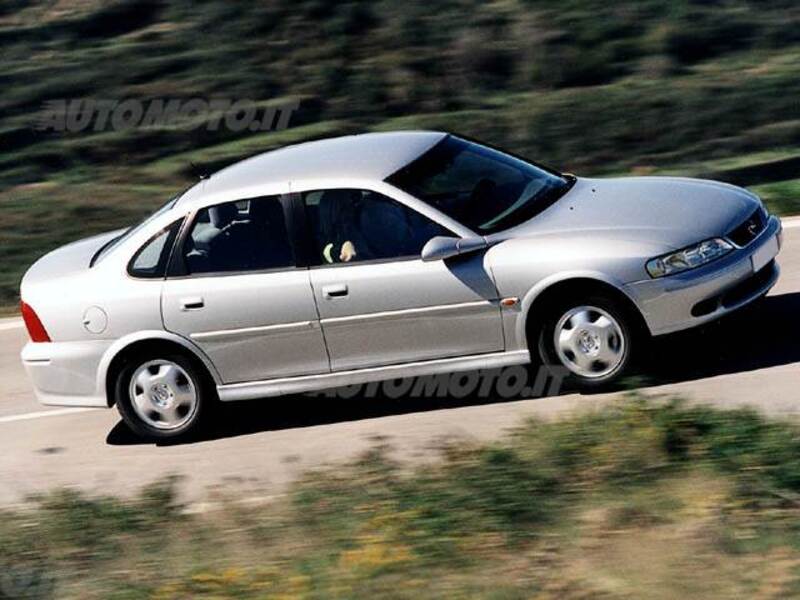 Opel Vectra 2.0i 16V cat 4 porte CD