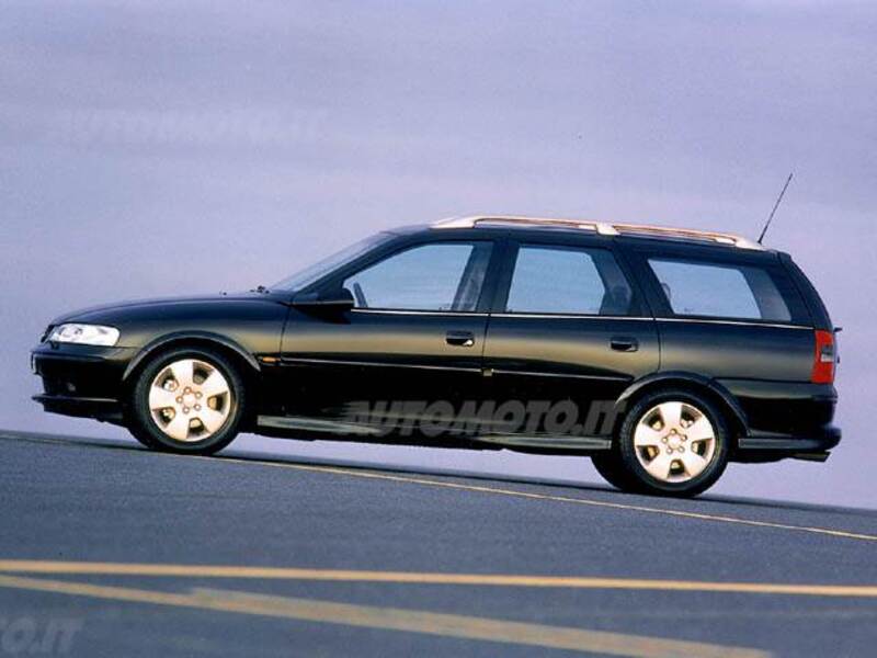 Opel Vectra Station Wagon 2.0 16V T DI cat Class