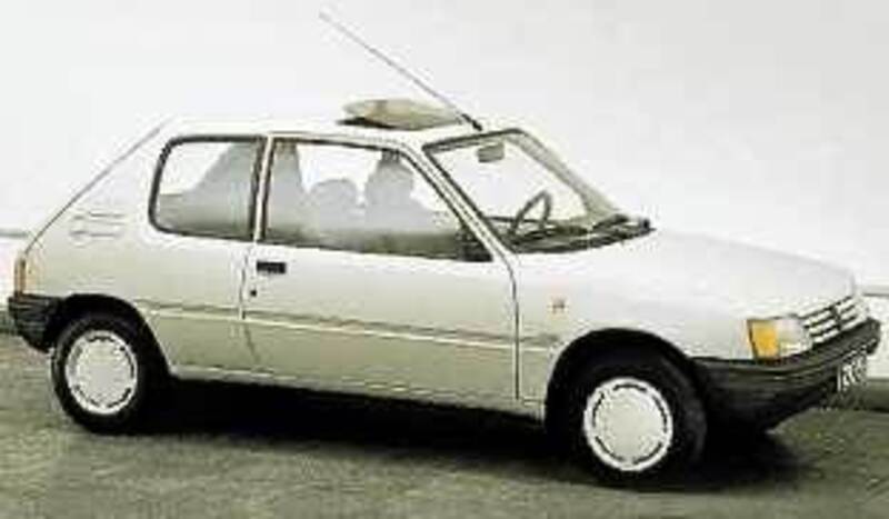 Peugeot 205 cat 3 porte Look