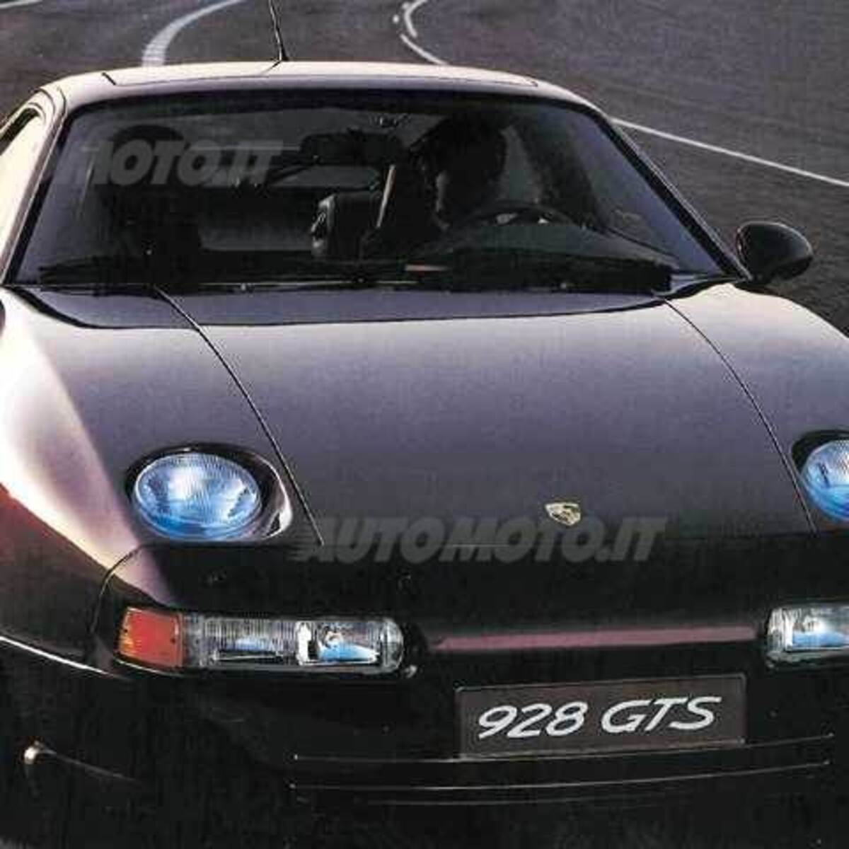 Porsche 928