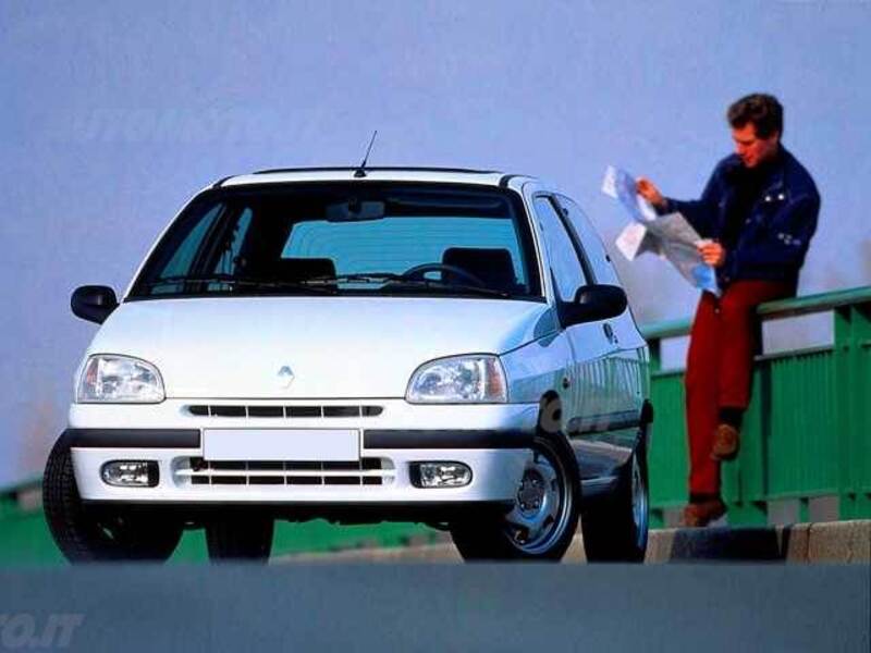 Renault Clio cat 3 porte Si