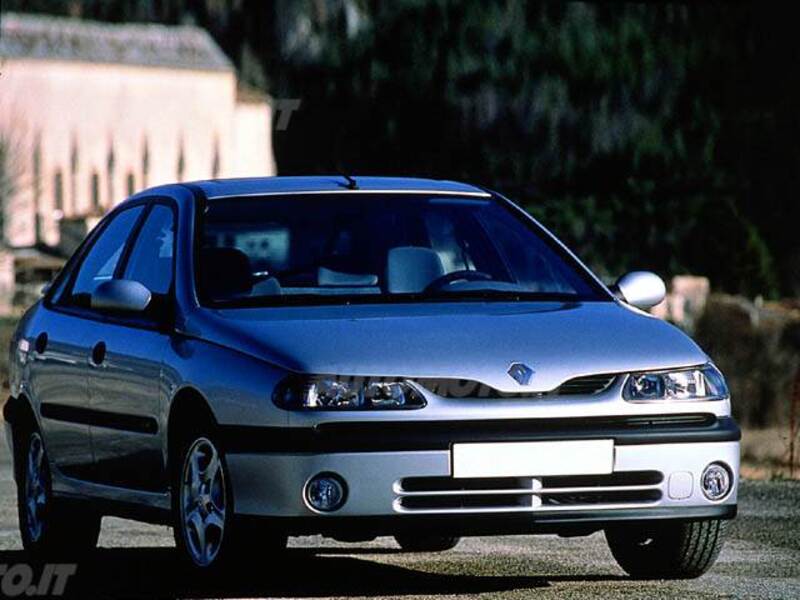 Renault Laguna 2.0i 16V cat