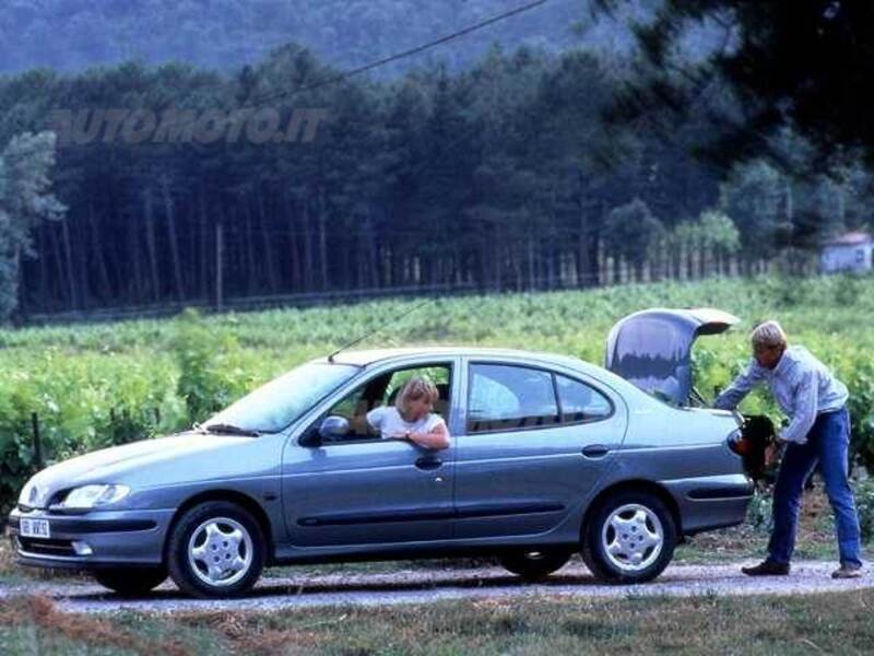 Renault Mégane 1.6 cat RT 