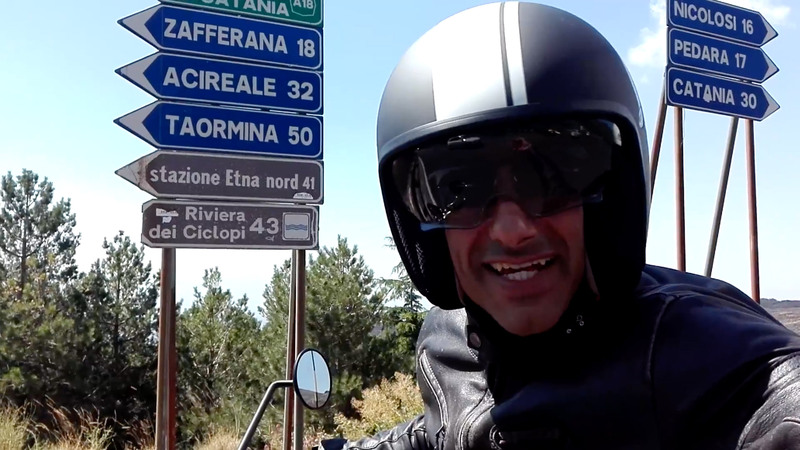 Sull'Etna in moto! Con la Triumph Scrambler alla scoperta della Sicilia