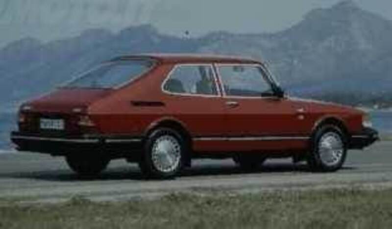 Saab 900 16 3 porte