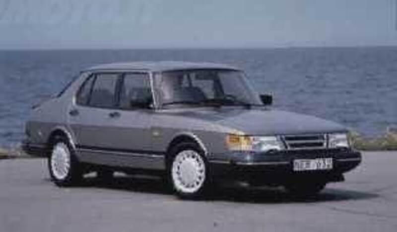 Saab 900 turbo 16 4 porte 