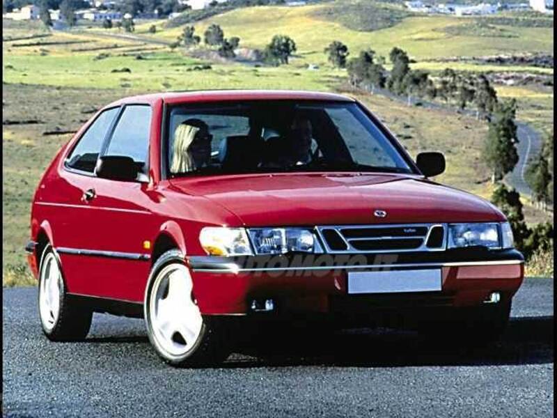 Saab 900 2.0i 16V cat 3 porte S 