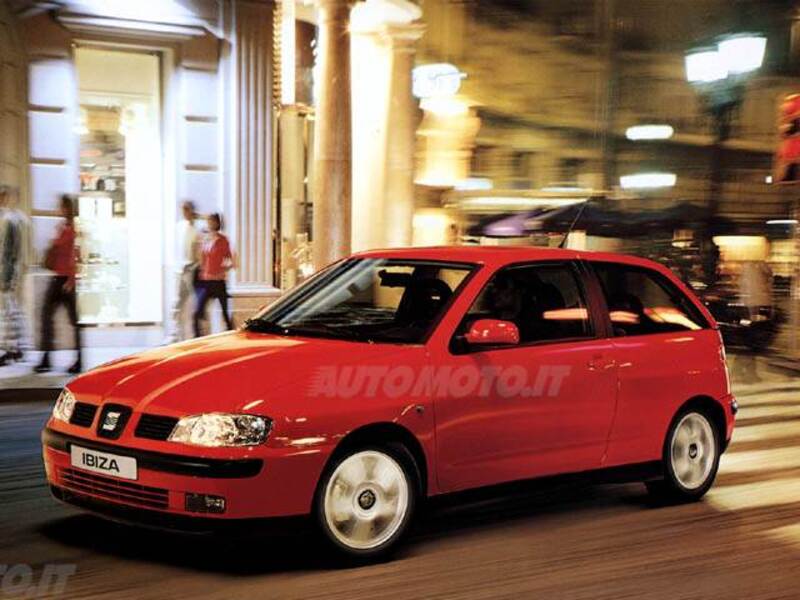 SEAT Ibiza 1.6/100 CV cat 3 porte aut. Signo
