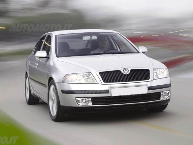 Skoda Octavia 1.6 16V FSI aut. Elegance 