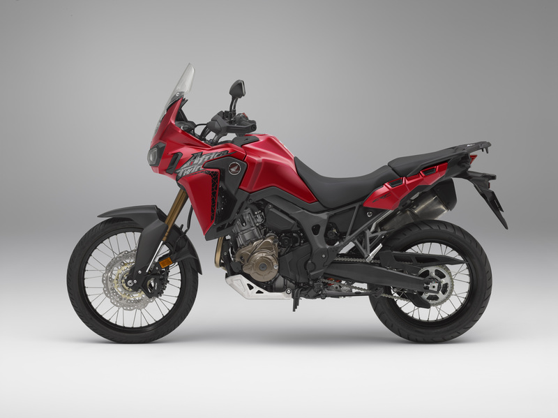 Per la prima volta anche sulla CRF1000L Africa Twin con tradizionale cambio manuale &egrave; disponibile come optional il Quickshifter per salire di rapporto e scalare senza l&rsquo;uso della frizione. 