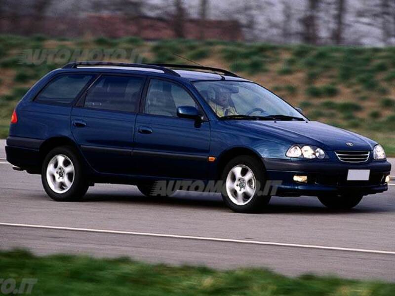 Toyota Avensis Station Wagon 2.0 TD cat Station Wagon