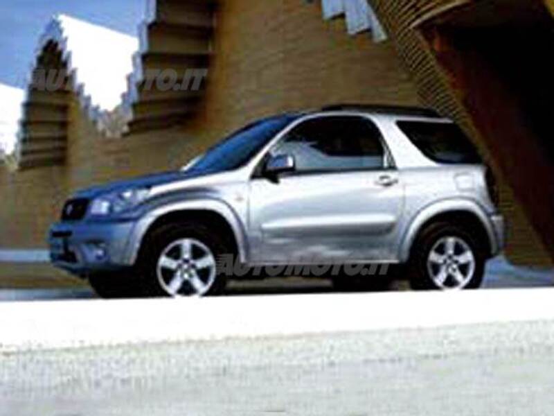 Toyota Rav4 Tdi D-4D cat 3 porte Sol