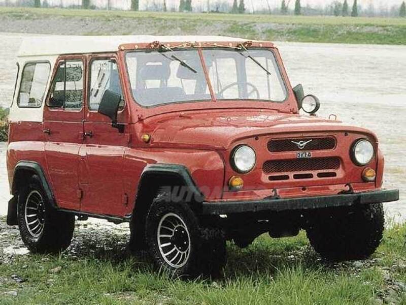 Uaz 469 Pick-up 2.1 diesel 12V Marathon LX Hard-top