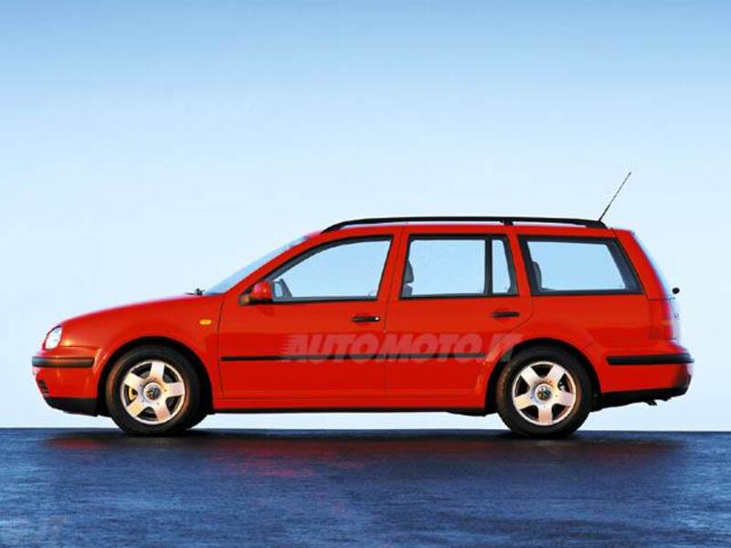 Volkswagen Golf Variant 1.6/102 CV cat aut. Highline