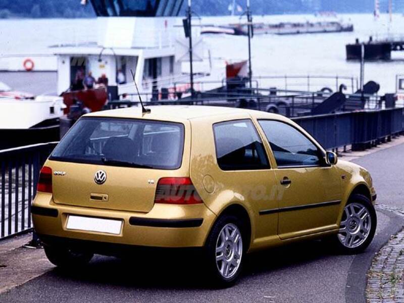 Volkswagen Golf 1.8 cat 3 porte Highline