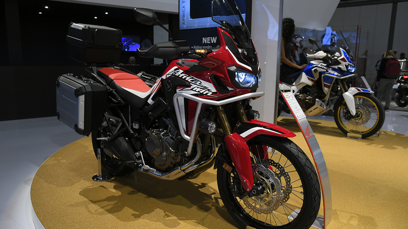 EICMA 2017: Honda Africa Twin CRF1000L 2018. Foto, video e dati