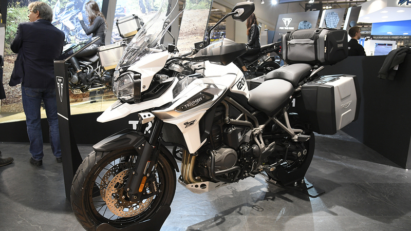 EICMA 2017: Triumph Tiger 1200 XC e XR, foto, video e dati