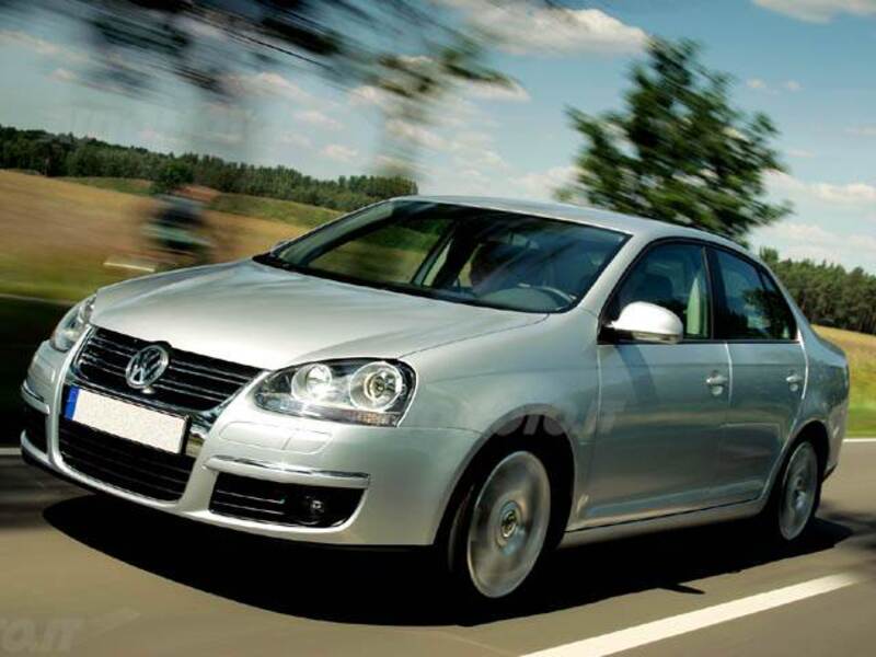 Volkswagen Jetta 1.9 TDI DPF Sportline 