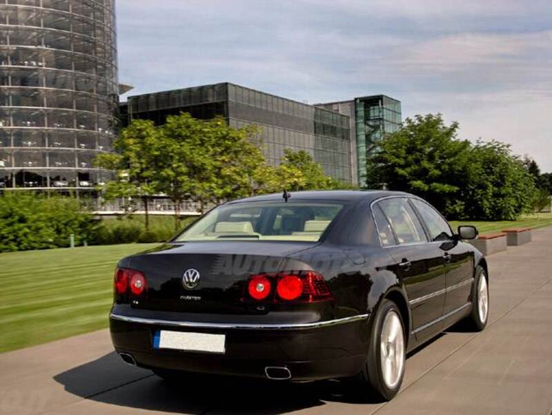 Volkswagen Phaeton W12 4mot. tip. 4 posti