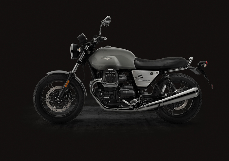 Moto Guzzi V7 V7 III Milano (2018 - 20) (2)