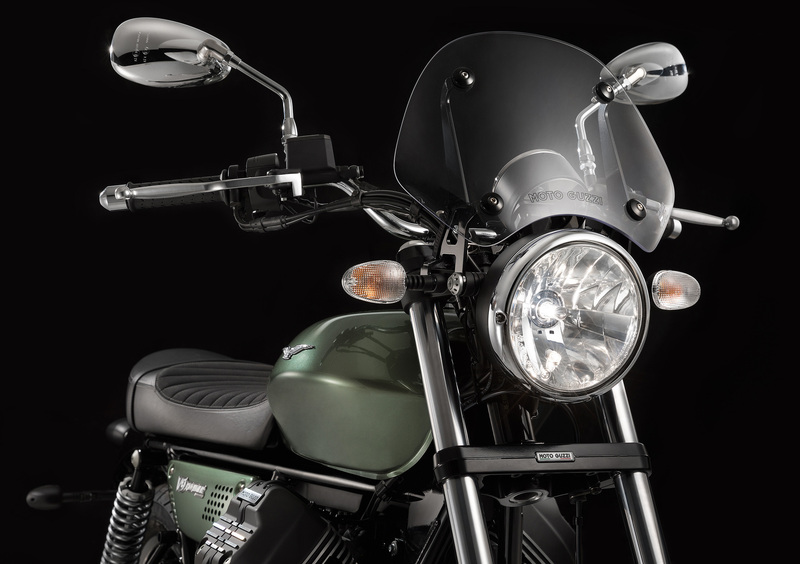 Moto Guzzi V9 V9 Roamer (2018 - 20) (3)